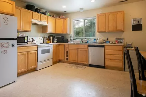 Kitchen - 133 N Pingree Ave, Ogden, UT 84404 photo 6 of 6