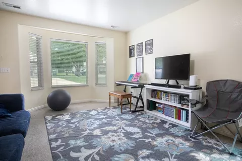 Living - 133 N Pingree Ave, Ogden, UT 84404 photo 4 of 4