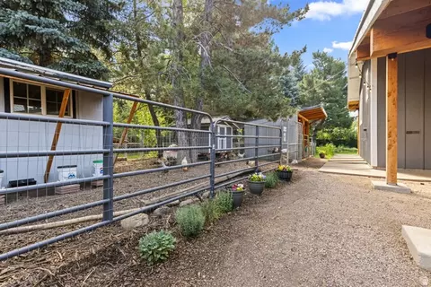 Exterior - 3260 N River Dr E, Eden, UT 84310 photo 27 of 29