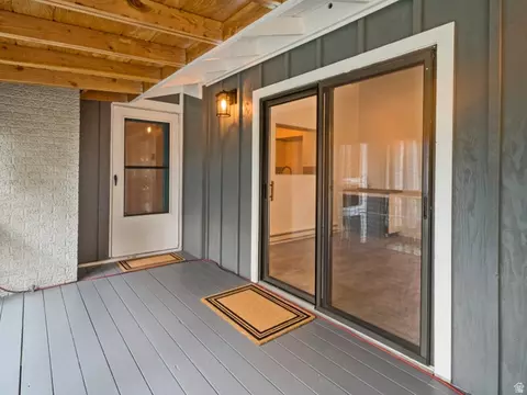 Exterior - 3260 N River Dr E, Eden, UT 84310 photo 2 of 29