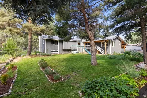 Exterior - 3260 N River Dr E, Eden, UT 84310 photo 23 of 29