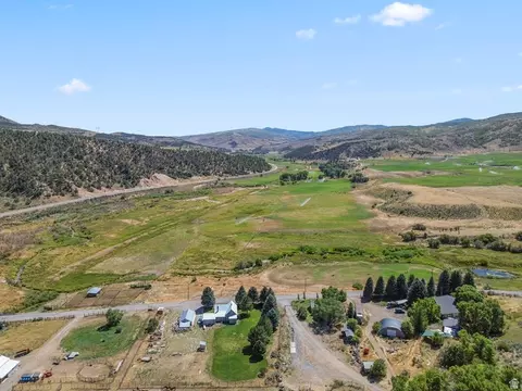 View/Area - 3983 Bennie Creek Rd, Birdseye, UT 84629 photo 4 of 5