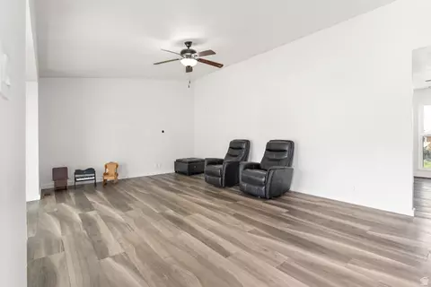 Living - 386 S 800 E, Orem, UT 84097 photo 2 of 3