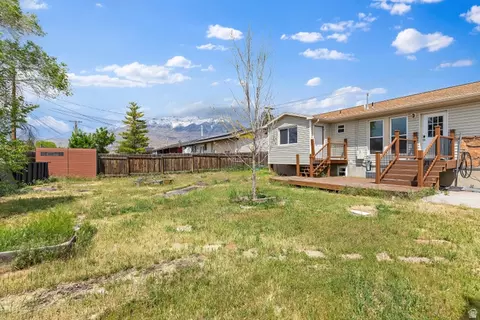 Exterior - 386 S 800 E, Orem, UT 84097 photo 3 of 3