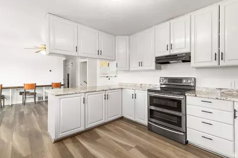 Kitchen - 386 S 800 E, Orem, UT 84097 photo 3 of 3