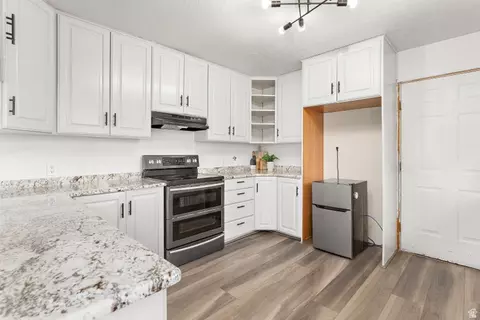 Kitchen - 386 S 800 E, Orem, UT 84097 photo 1 of 3