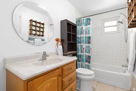 Bath - 386 S 800 E, Orem, UT 84097 photo 2 of 3
