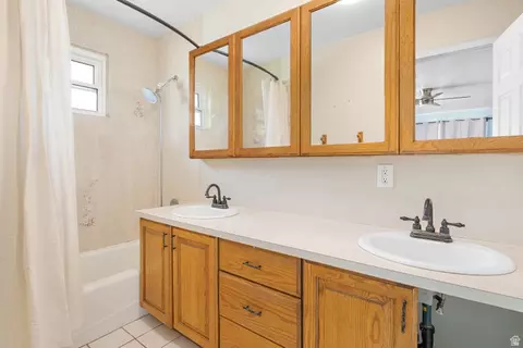 Bath - 386 S 800 E, Orem, UT 84097 photo 1 of 3
