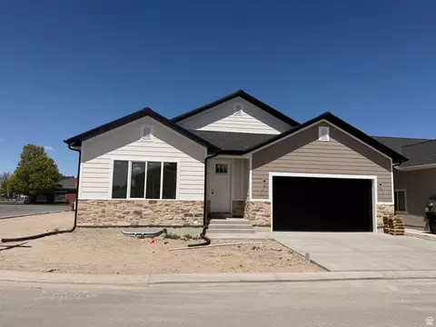 1226 W Hendrix St #154, Riverton, UT 84065