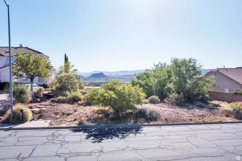 318 Crest Line Cir #21, Saint George, UT 84790