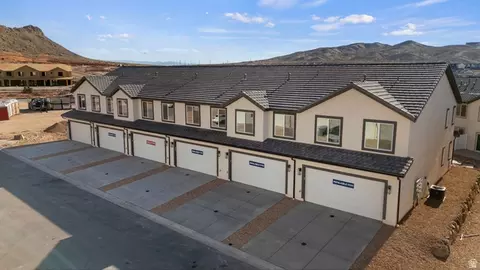 2771 Rushpink Ln E #2420, Washington, UT 84780