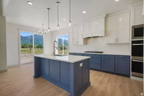 Kitchen - 626 N 210 W, Salem, UT 84653 photo 2 of 2
