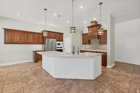 Kitchen - 445 E 1470 S, Washington, UT 84780 photo 1 of 5