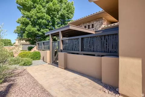 Exterior - 445 E 1470 S, Washington, UT 84780 photo 4 of 10