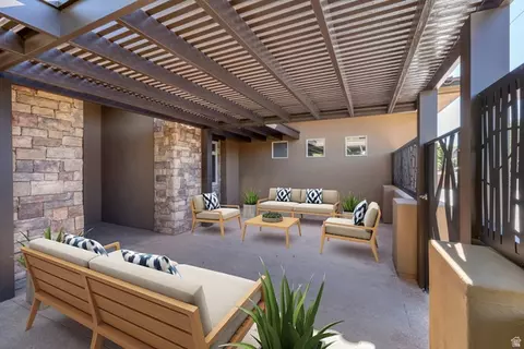 Exterior - 445 E 1470 S, Washington, UT 84780 photo 2 of 10