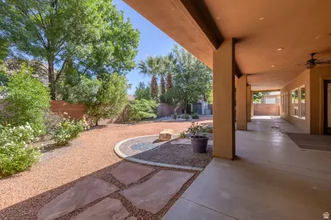 Exterior - 445 E 1470 S, Washington, UT 84780 photo 5 of 10