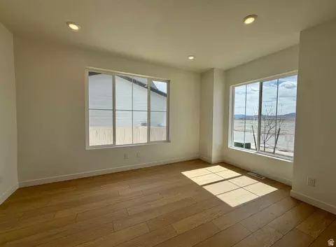 Living - 2896 N Wander Ln #607, Eagle Mountain, UT 84005 photo 2 of 3