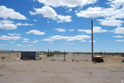 1015 W Ashby Rd, Delta, UT 84624 photo 5