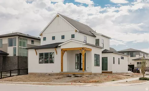 3117 N Stardew St #323, Eagle Mountain, UT 84005