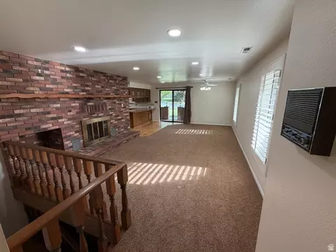 Living - 815 E Alpine Dr S, Alpine, UT 84004 photo 1 of 9