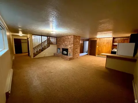 Living - 815 E Alpine Dr S, Alpine, UT 84004 photo 7 of 9