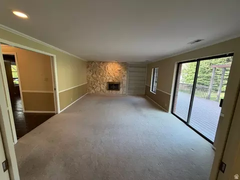 Living - 815 E Alpine Dr S, Alpine, UT 84004 photo 3 of 9