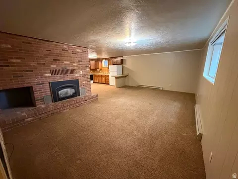Living - 815 E Alpine Dr S, Alpine, UT 84004 photo 6 of 9