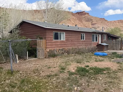 10429 E 4th St, Randlett, UT 84063