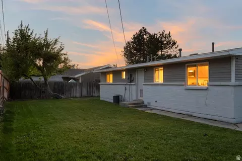 Exterior - 664 E 5720 S, Murray, UT 84107 photo 12 of 13