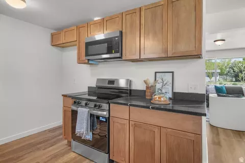 Kitchen - 664 E 5720 S, Murray, UT 84107 photo 4 of 4
