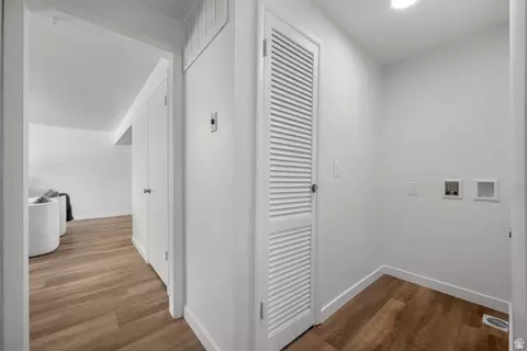 Entry Way - 664 E 5720 S, Murray, UT 84107 photo 1 of 1