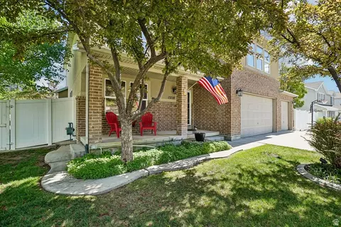 13727 S Blayde Dr W, Herriman, UT 84096