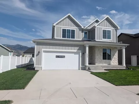 Exterior - 558 N 735 W, Smithfield, UT 84335 photo 2 of 3
