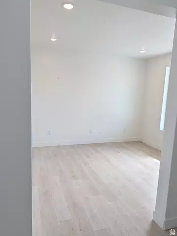 Living - 558 N 735 W, Smithfield, UT 84335 photo 2 of 3