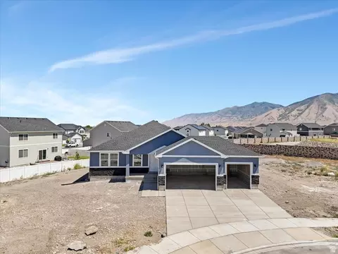 1423 N Harper Way #219, Tooele, UT 84074