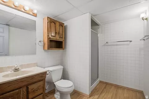 Bath - 1021 E 5675 S, South Ogden, UT 84405 photo 3 of 3