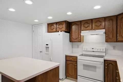 Kitchen - 1021 E 5675 S, South Ogden, UT 84405 photo 3 of 3