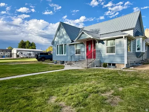 68 S 2nd St E, Downey, ID 83234