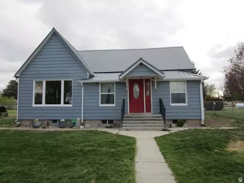 68 S 2nd St E, Downey, ID 83234
