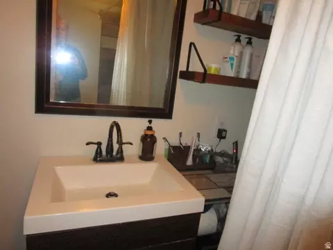 Bath - 68 S 2nd St E, Downey, ID 83234 photo 1 of 1