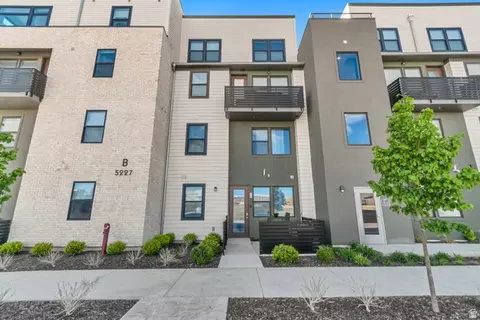 5227 W Reventon Dr S #B102, South Jordan, UT 84009