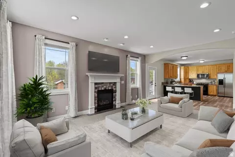 Living - 75 E 200 N, Mendon, UT 84325 photo 1 of 3