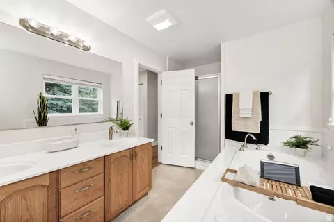 Bath - 105 Buckingham Dr, Providence, UT 84332 photo 1 of 7