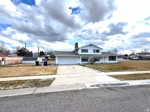 3887 S Hallmark Dr, West Valley City, UT 84119