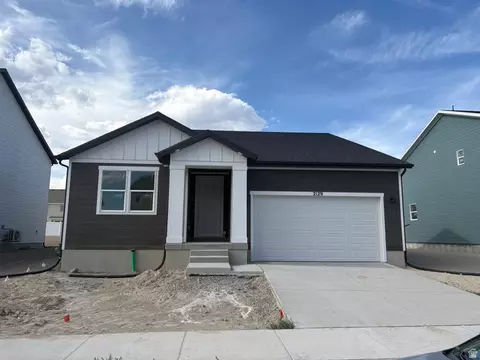 2129 E Chickadee Dr N #4111, Eagle Mountain, UT 84005