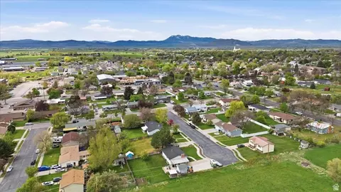 View/Area - 82 E 450 S, Smithfield, UT 84335 photo 4 of 11