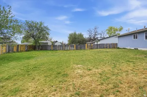 Exterior - 82 E 450 S, Smithfield, UT 84335 photo 2 of 6