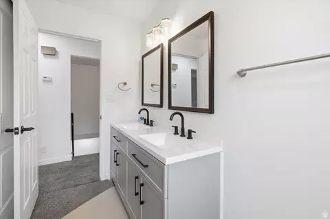 Bath - 82 E 450 S, Smithfield, UT 84335 photo 2 of 5