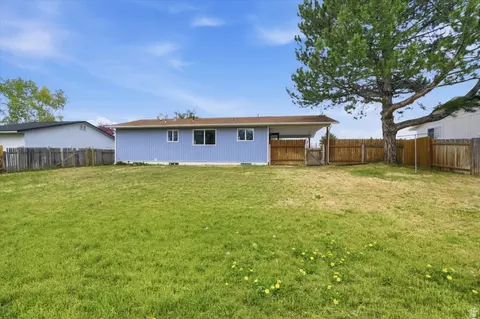 Exterior - 82 E 450 S, Smithfield, UT 84335 photo 3 of 6