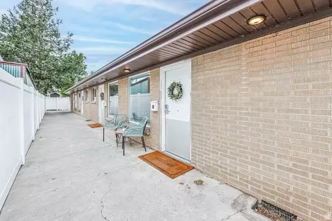 220 E Leslie Ave, Salt Lake City, UT 84115